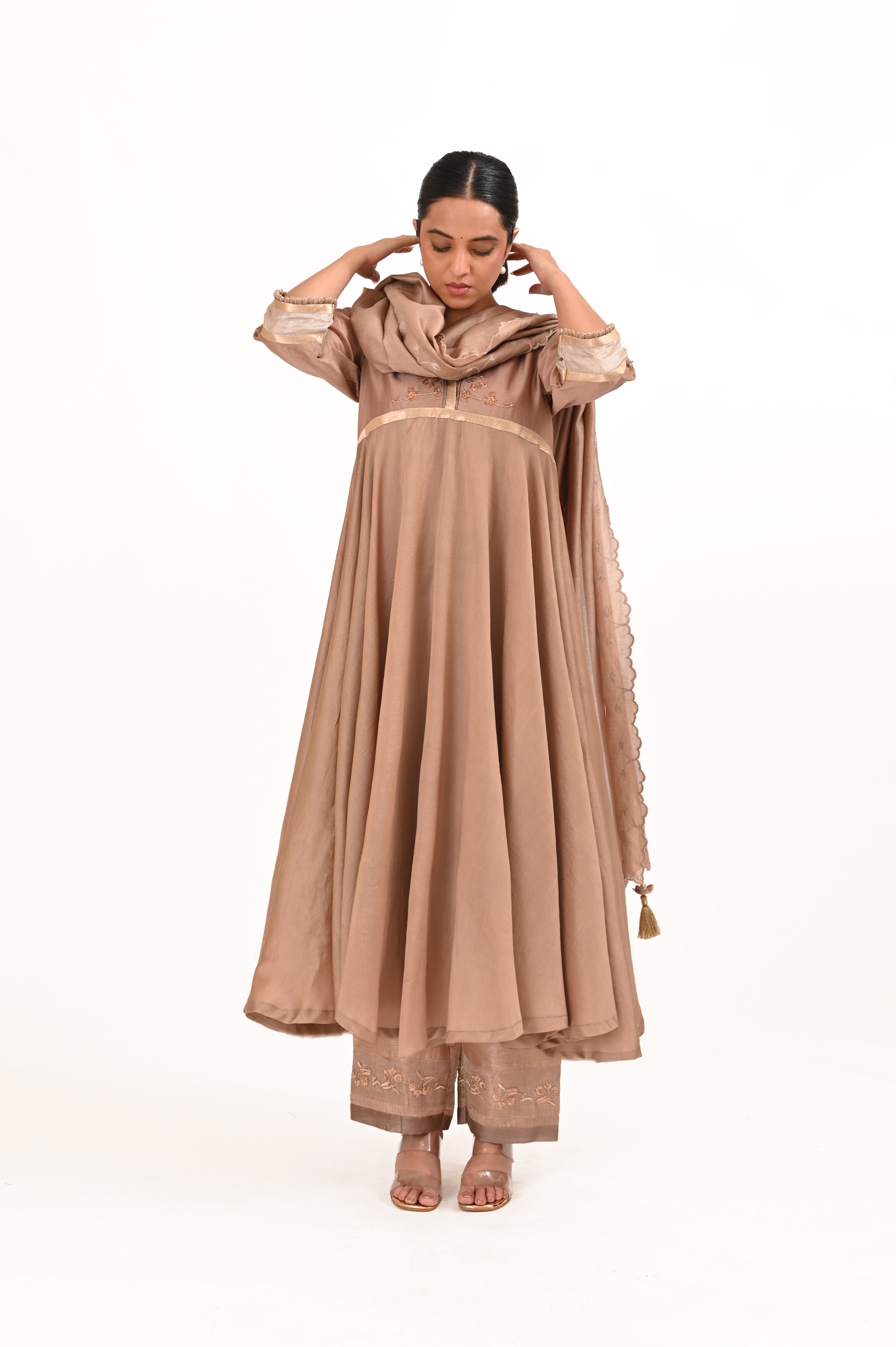 LILA - Ekru - Anarkali Set