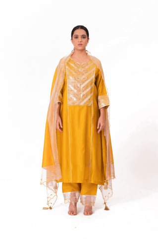 LILA - Golden Yellow - Banarasi Yoke Kurta Set