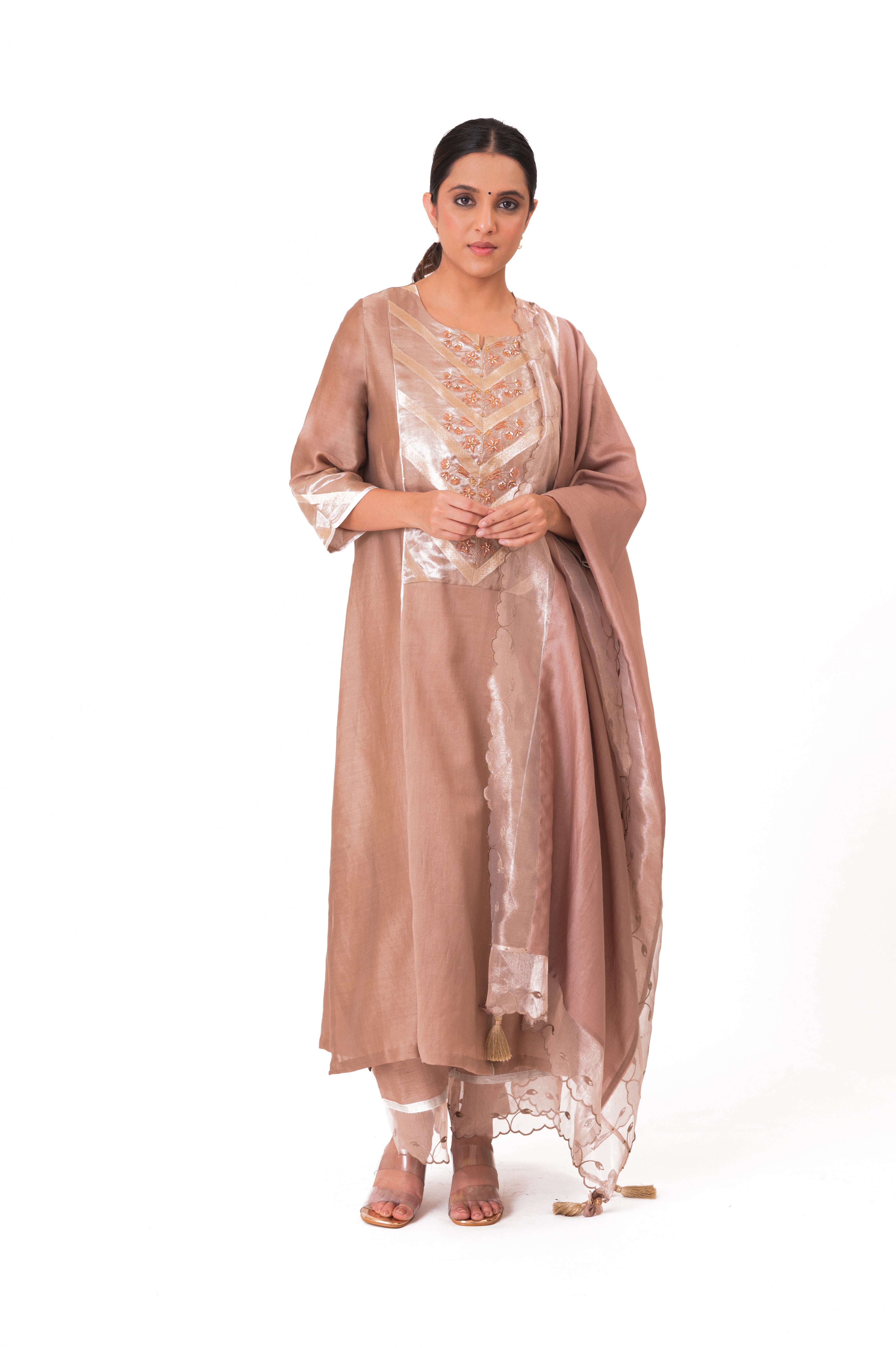 LILA - Ekru - Banarasi Yoke Kurta Set