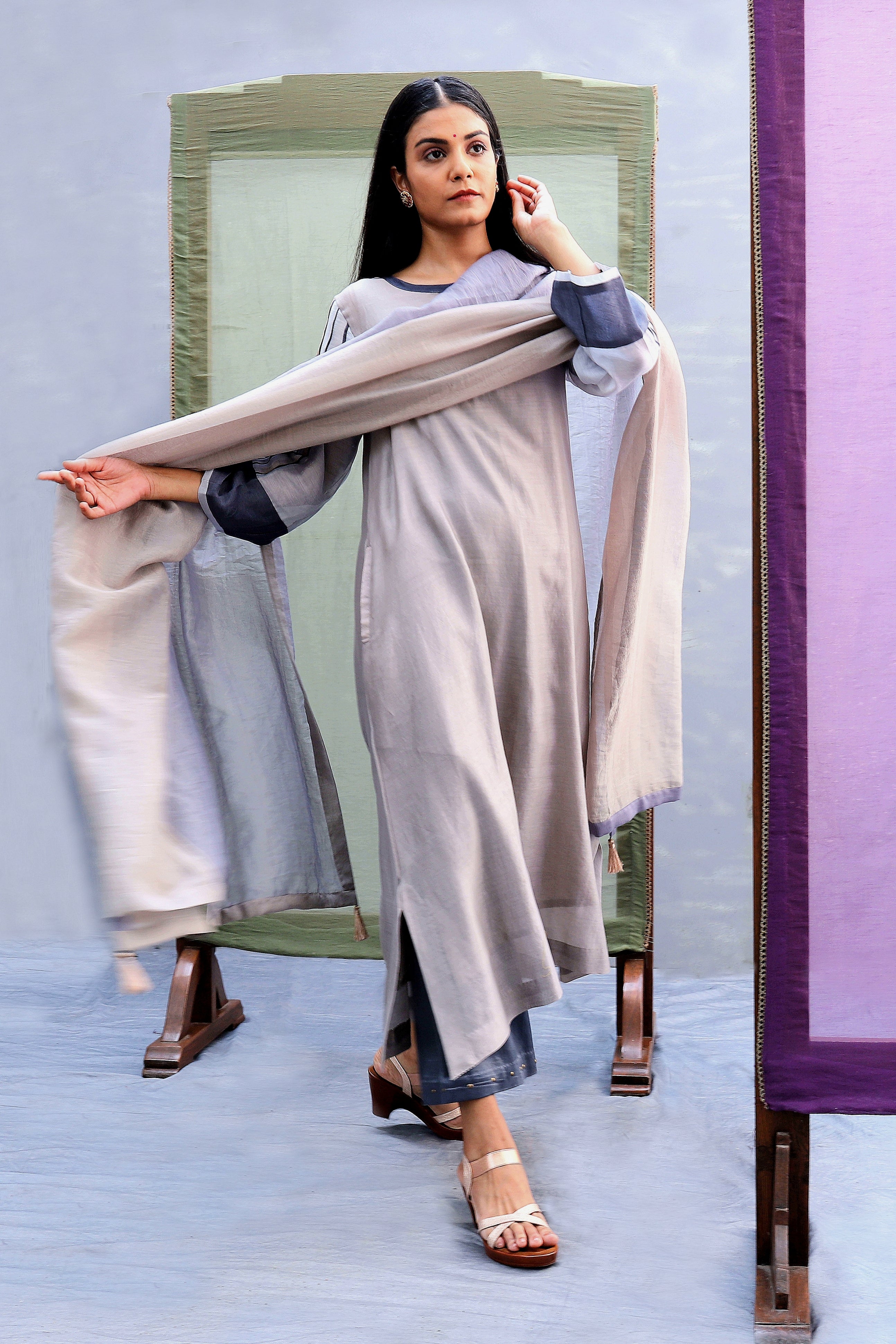 Silver Grey Tvaksati Festive Kurta Set