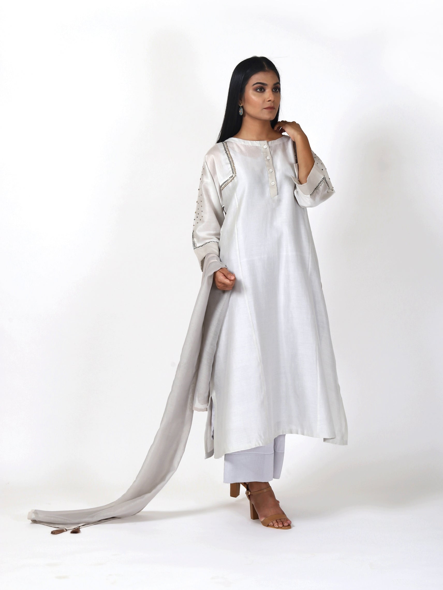 Pearl Grey Tvaksati Panelled Kurta Set