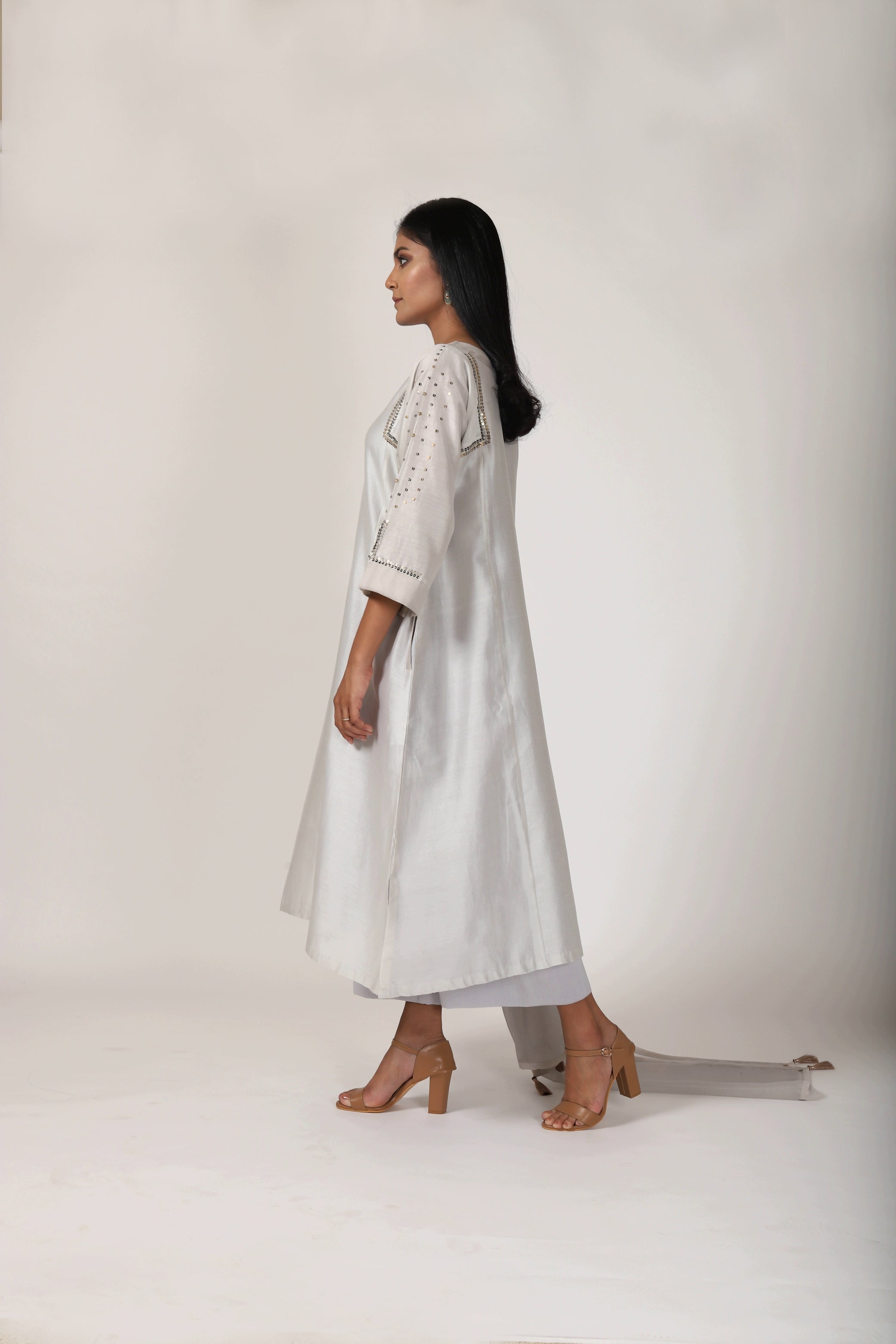 Pearl Grey Tvaksati Panelled Kurta Set