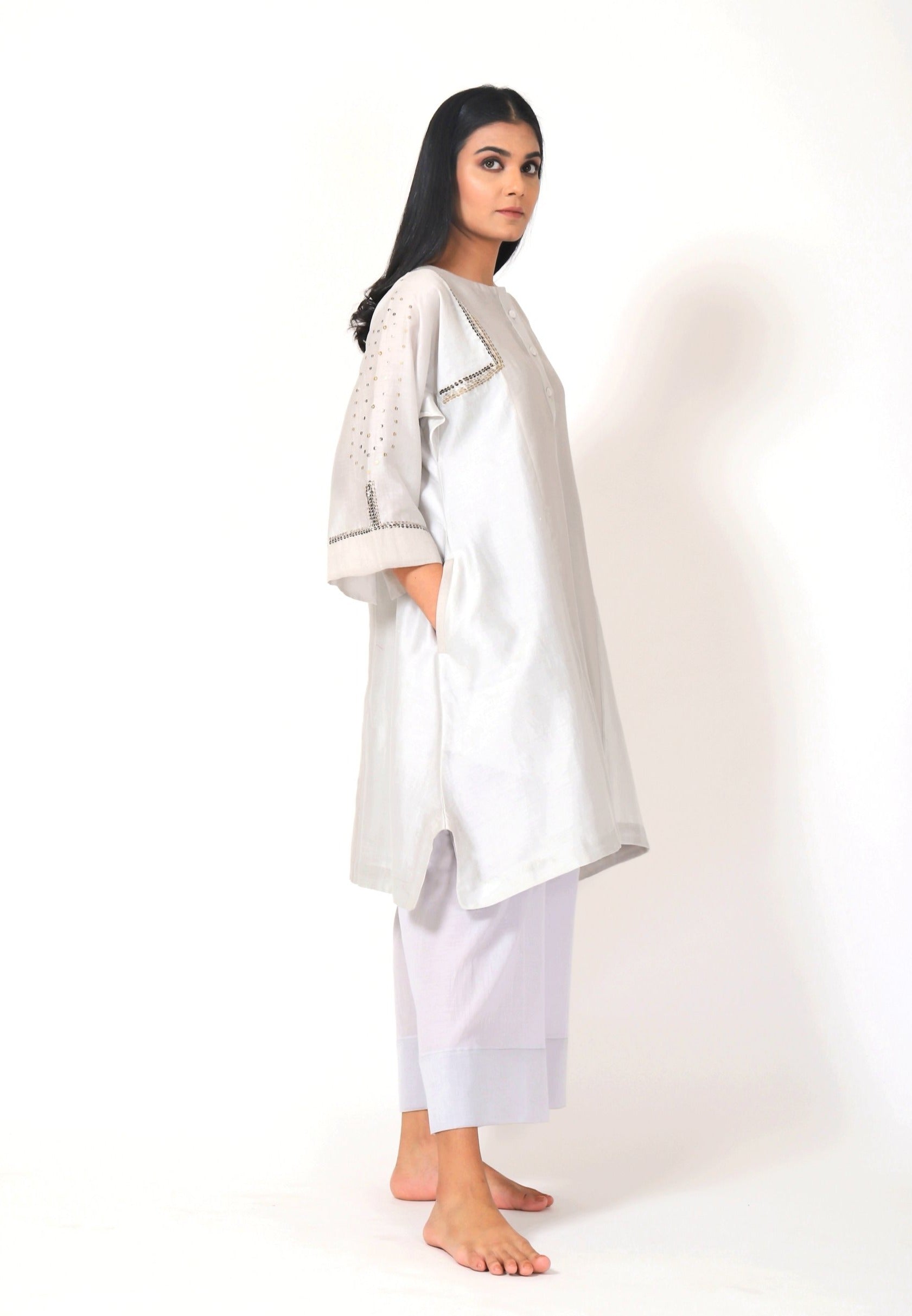 Pearl Grey Tvaksati Panelled Tunic Set