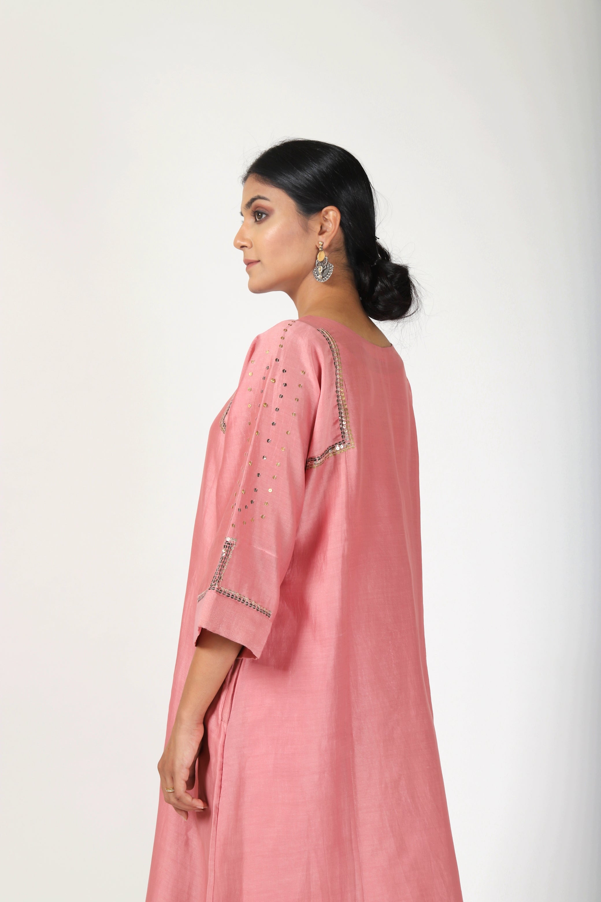 Sunset Pink Tvaksati Panelled Kurta Set