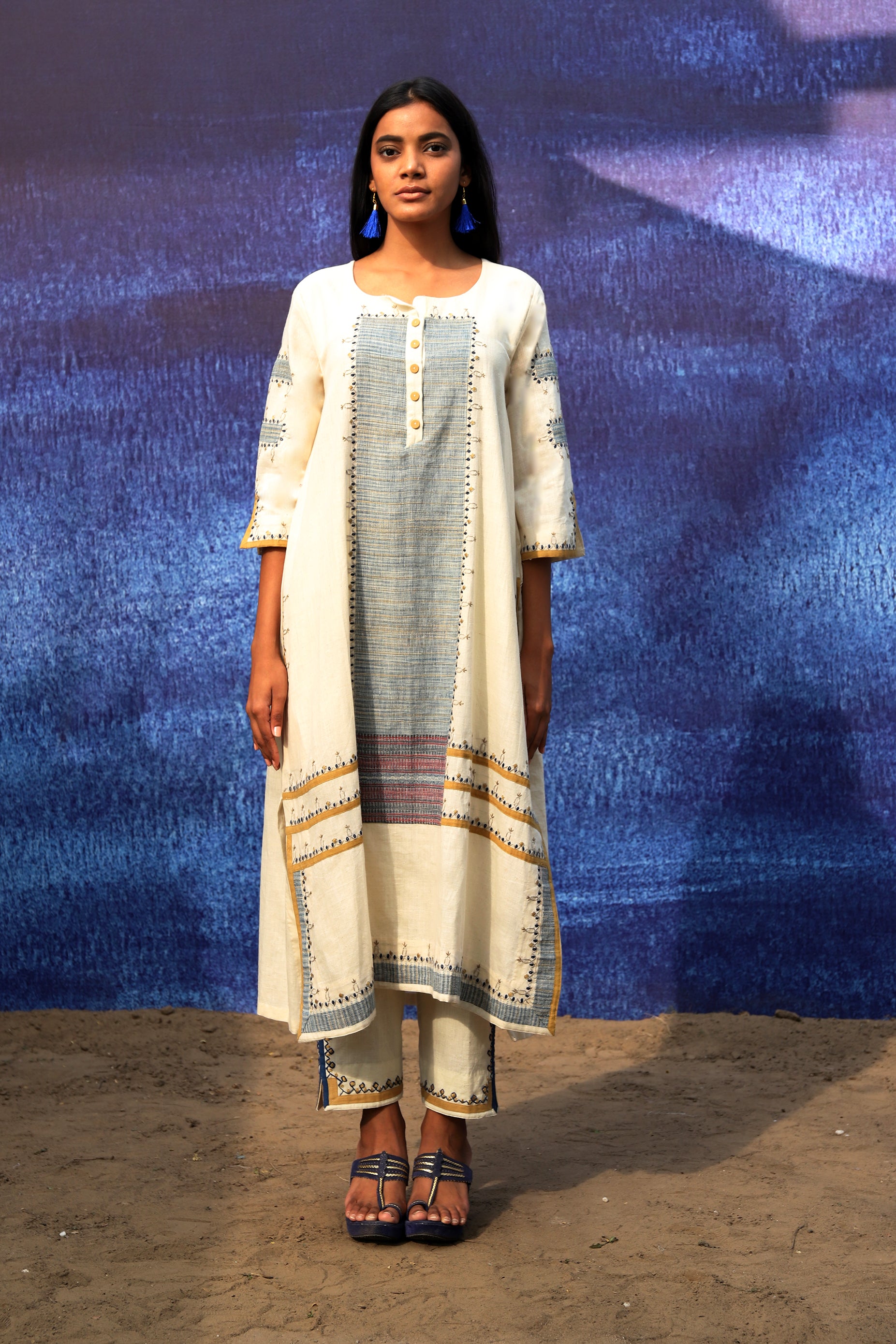 Indian Ethnic Kurta in Handwoven Cotton embellished in Hand Embriodery