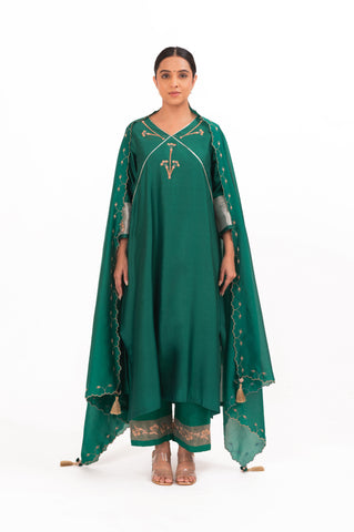 LILA - Emerald - V neckline Kurta Set