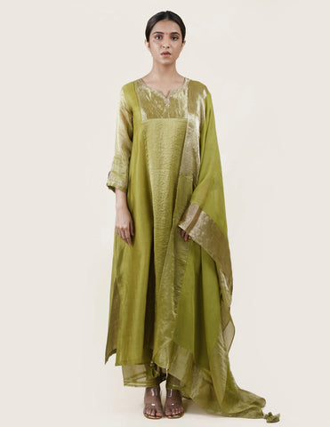 Buy Ishin Women's Chanderi Silk Sequinned Embellished A-Line Kurta Palazzo  Dupatta Set Online – ISHIN FASHIONS