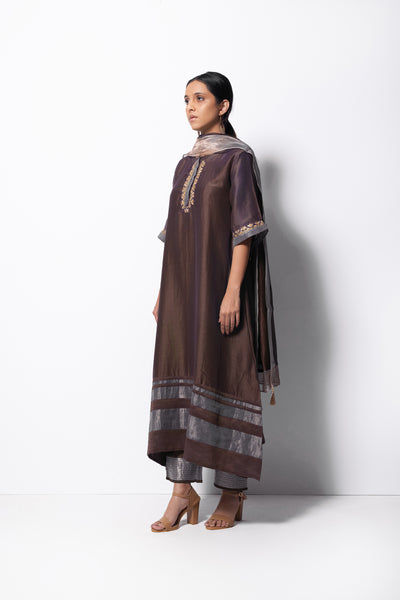 Hand Embroidered Kurta Set 