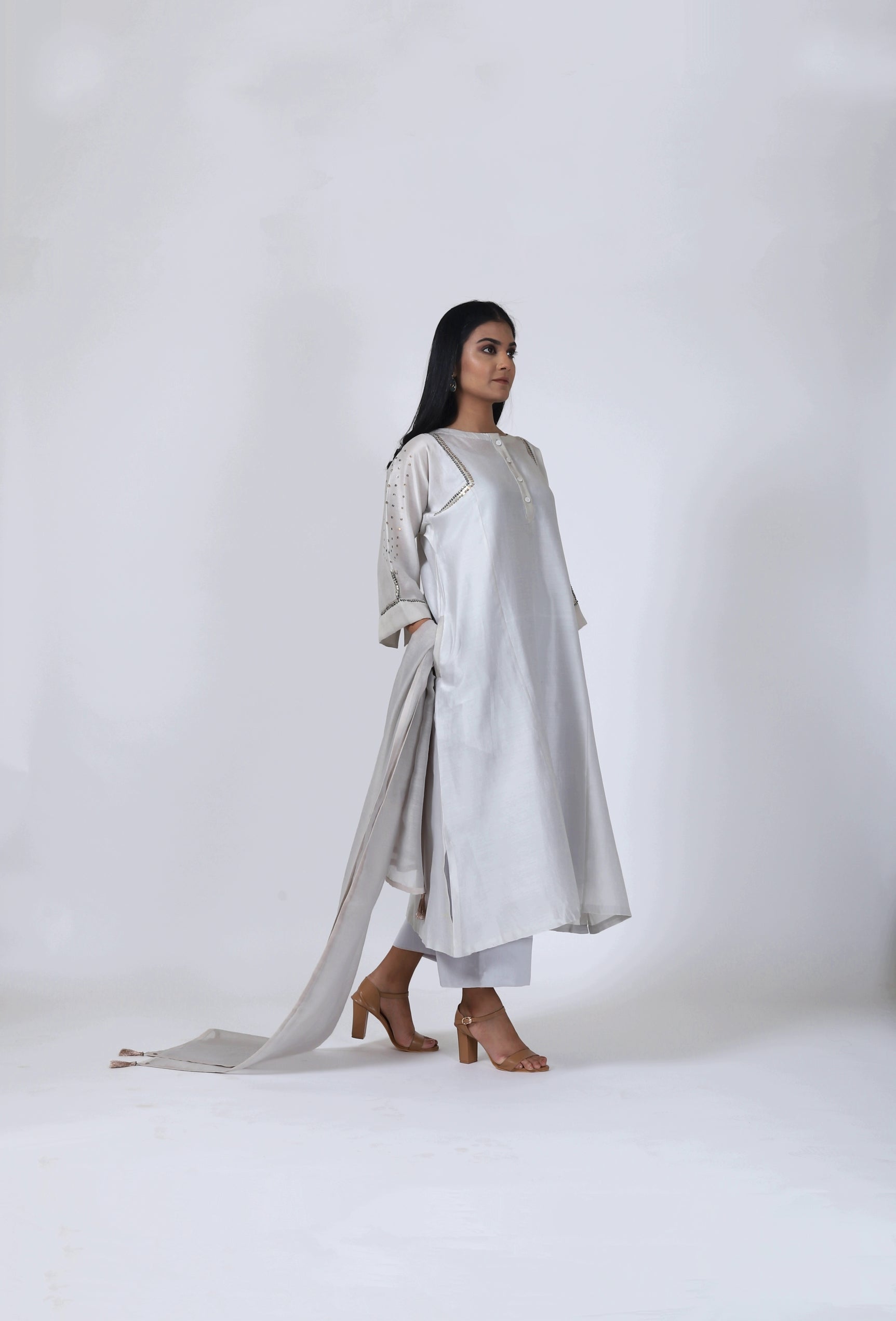 Pearl Grey Tvaksati Panelled Kurta Set