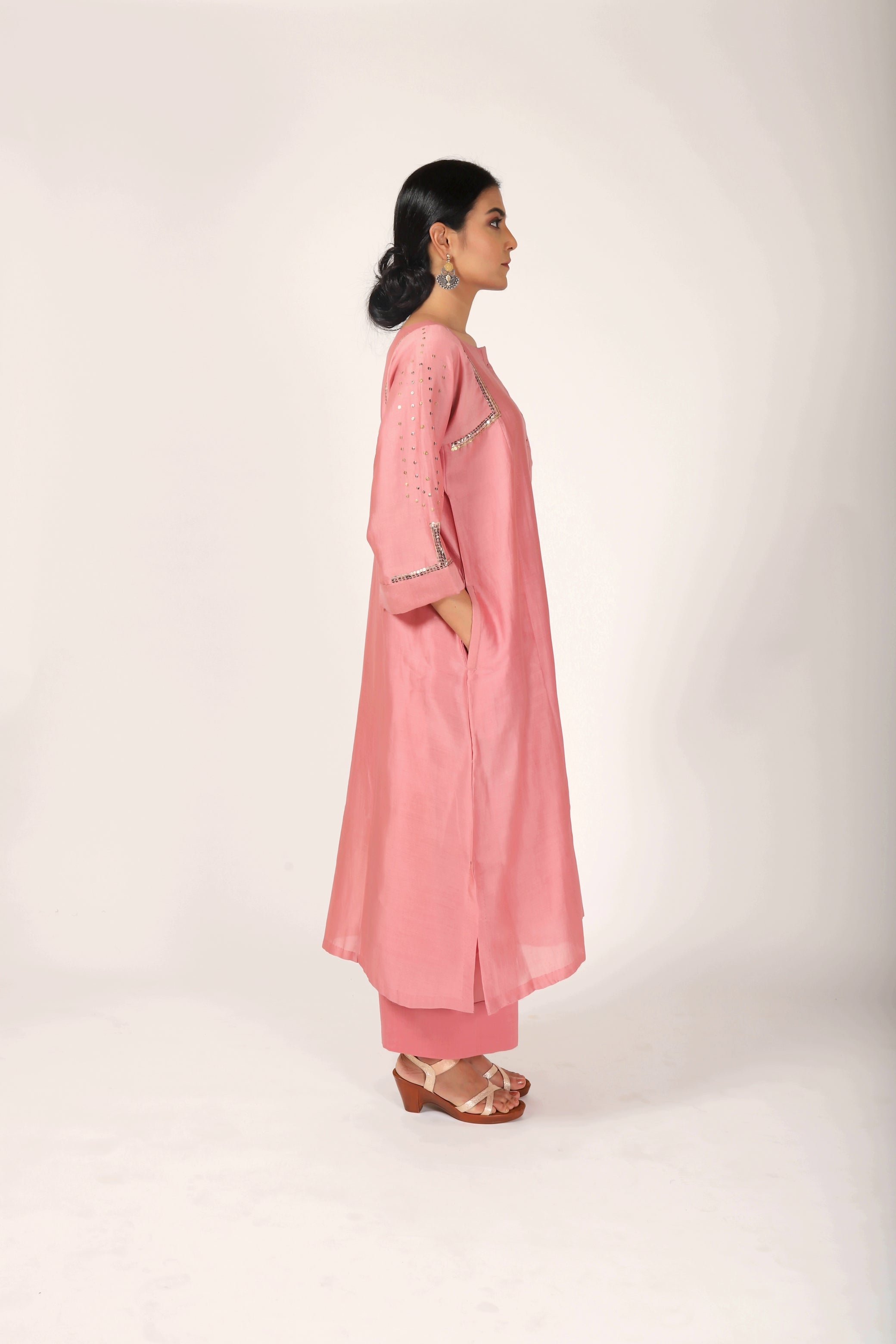 Sunset Pink Tvaksati Panelled Kurta Set