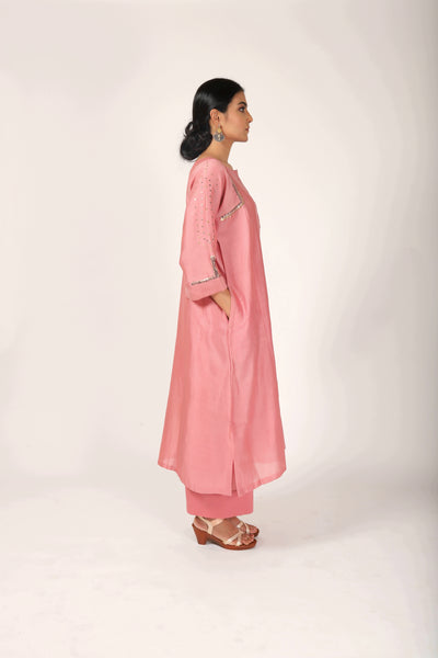 Sunset Pink Tvaksati Panelled Kurta Set