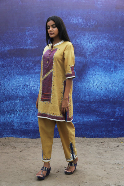 Short Kurta in 100% Handwoven Cotton