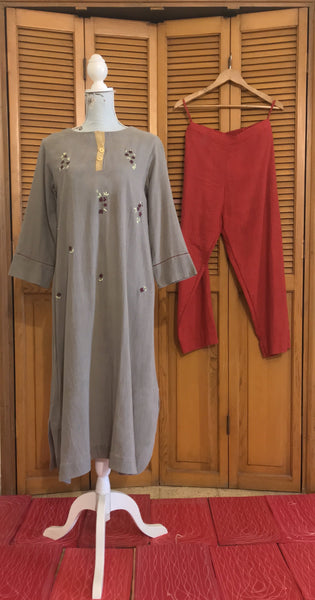 Embroidered Handwoven Cotton Grey Kurta and Pants set - with stole